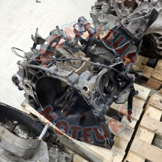 Caixa de velocidades Citroen Jumper 2.2 HDI de 2006, ref 20UM16